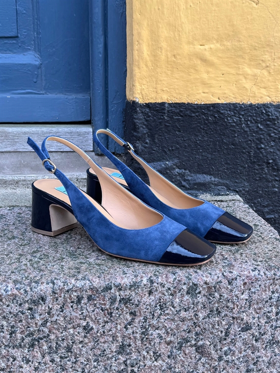 Apair Tomaia Pumps, Finish/Almalfi 